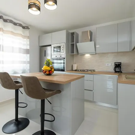 Amazing Home In Benkovac * Benkovac