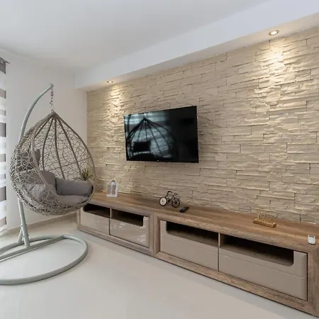 Amazing Home In Benkovac Casa vacanze *